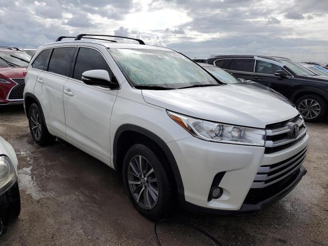 Photo 3 VIN: 5TDKZRFH7JS281633 - TOYOTA HIGHLANDER 