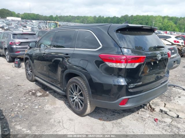 Photo 2 VIN: 5TDKZRFH7JS284838 - TOYOTA HIGHLANDER 