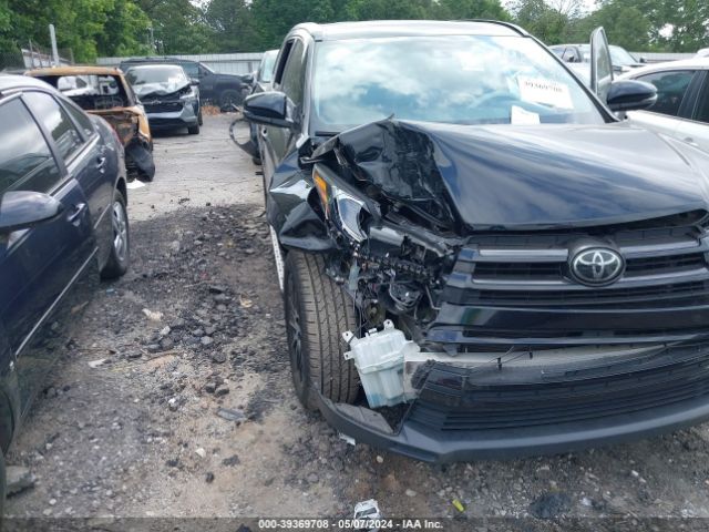 Photo 5 VIN: 5TDKZRFH7JS284838 - TOYOTA HIGHLANDER 