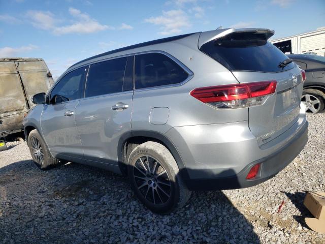 Photo 1 VIN: 5TDKZRFH7JS526768 - TOYOTA HIGHLANDER 