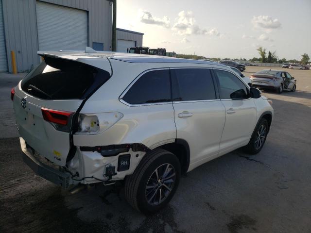 Photo 2 VIN: 5TDKZRFH7JS542291 - TOYOTA HIGHLANDER 