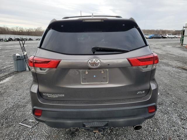 Photo 5 VIN: 5TDKZRFH7JS542713 - TOYOTA HIGHLANDER 