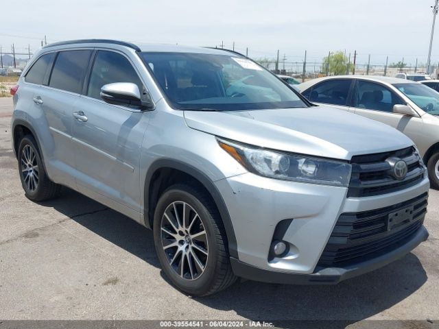 Photo 0 VIN: 5TDKZRFH7JS543070 - TOYOTA HIGHLANDER 