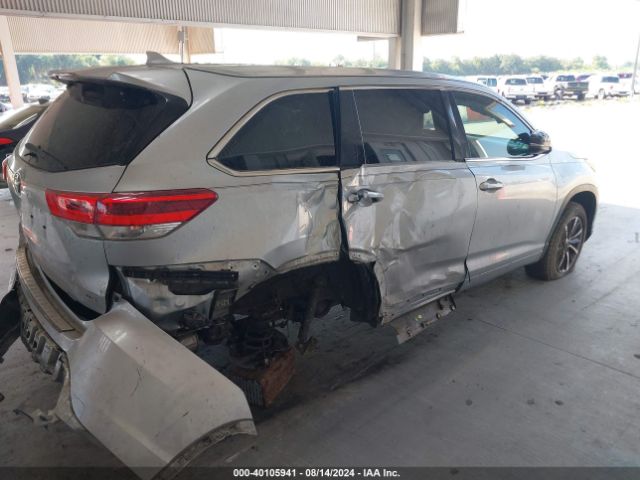 Photo 3 VIN: 5TDKZRFH7JS547636 - TOYOTA HIGHLANDER 