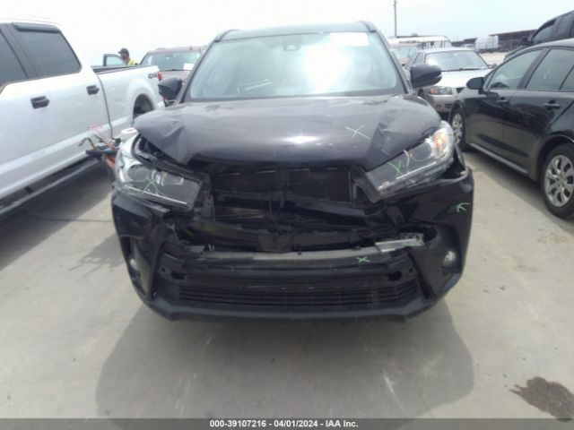 Photo 5 VIN: 5TDKZRFH7JS549337 - TOYOTA HIGHLANDER 