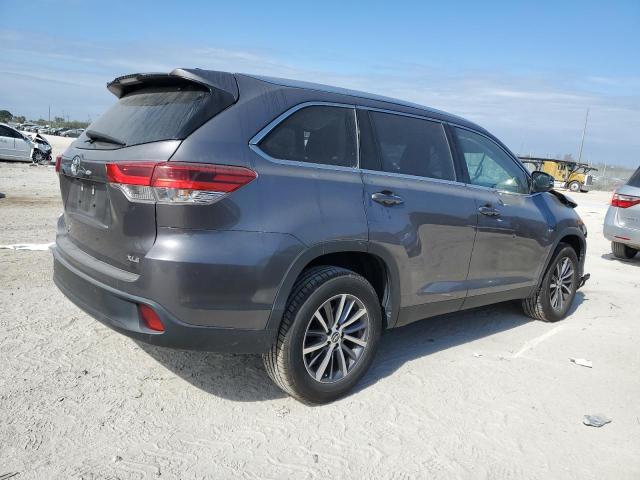 Photo 2 VIN: 5TDKZRFH7KS551980 - TOYOTA HIGHLANDER 