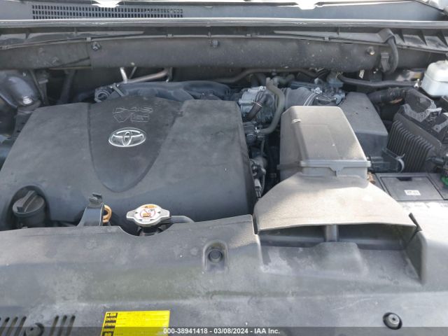 Photo 9 VIN: 5TDKZRFH7KS558380 - TOYOTA HIGHLANDER 