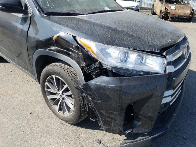 Photo 9 VIN: 5TDKZRFH7KS560890 - TOYOTA HIGHLANDER 