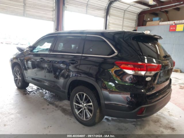 Photo 2 VIN: 5TDKZRFH7KS561831 - TOYOTA HIGHLANDER 