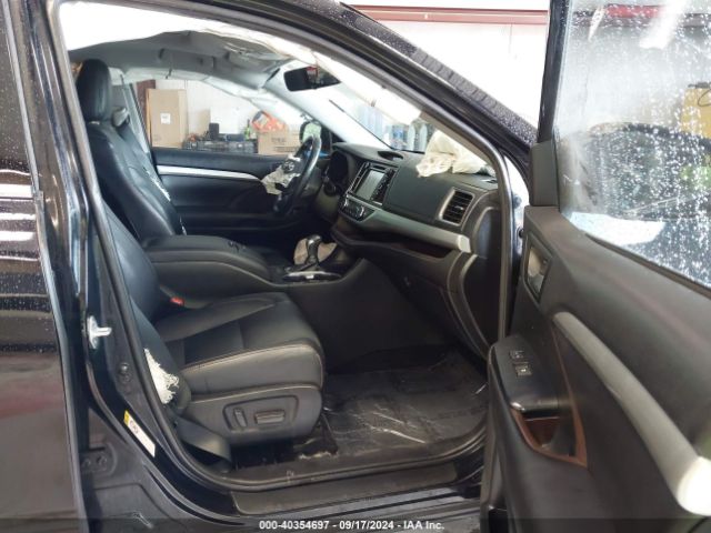 Photo 4 VIN: 5TDKZRFH7KS561831 - TOYOTA HIGHLANDER 