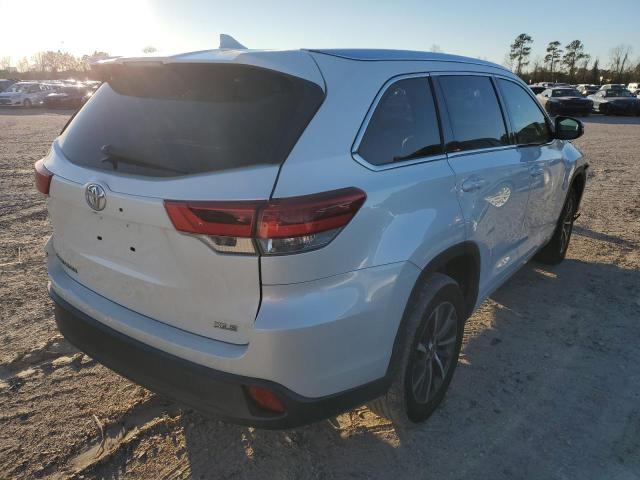 Photo 2 VIN: 5TDKZRFH8JS284203 - TOYOTA HIGHLANDER 