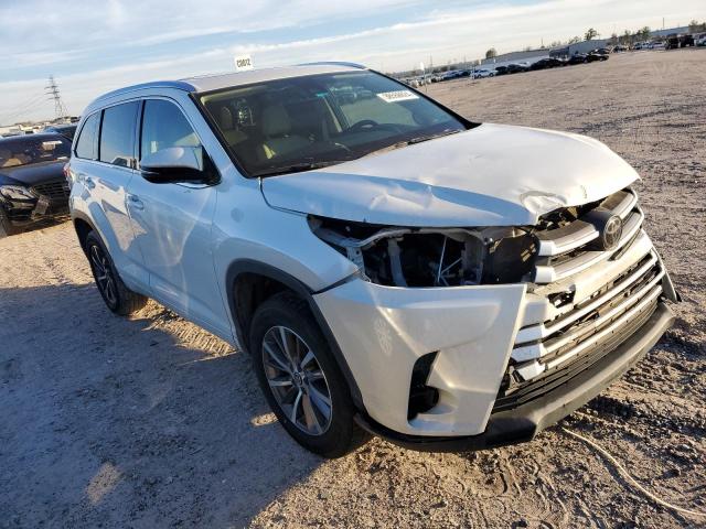 Photo 3 VIN: 5TDKZRFH8JS284203 - TOYOTA HIGHLANDER 