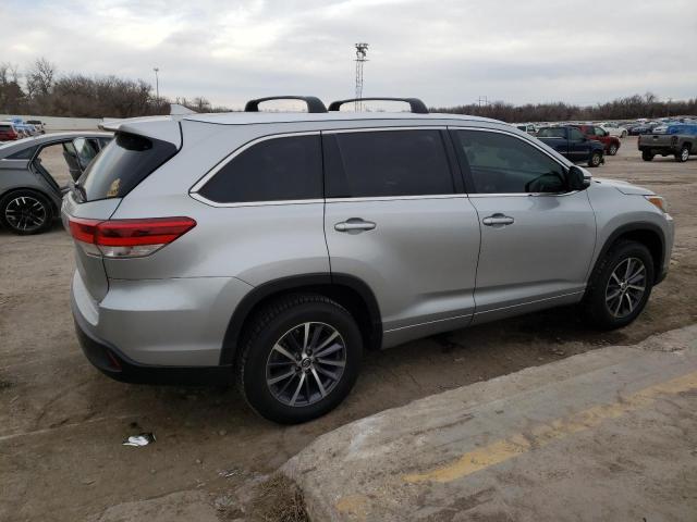 Photo 2 VIN: 5TDKZRFH8JS527346 - TOYOTA HIGHLANDER 