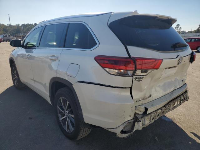 Photo 2 VIN: 5TDKZRFH8JS528917 - TOYOTA HIGHLANDER 