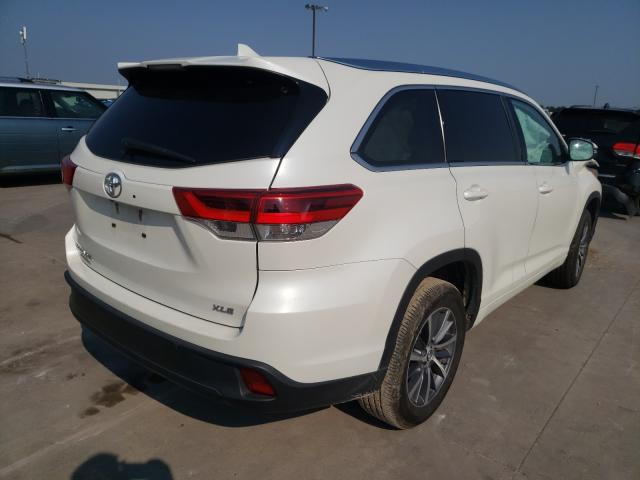 Photo 3 VIN: 5TDKZRFH8JS548701 - TOYOTA HIGHLANDER 