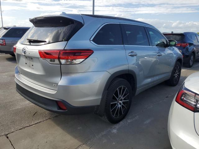 Photo 2 VIN: 5TDKZRFH9HS508329 - TOYOTA HIGHLANDER 