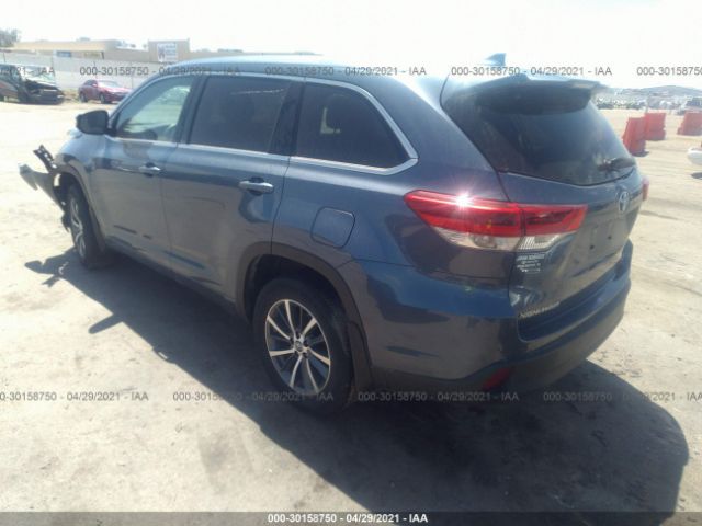 Photo 2 VIN: 5TDKZRFH9JS275042 - TOYOTA HIGHLANDER 