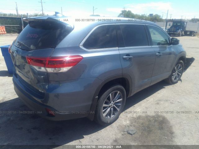 Photo 3 VIN: 5TDKZRFH9JS275042 - TOYOTA HIGHLANDER 