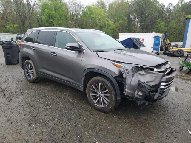 Photo 3 VIN: 5TDKZRFH9JS539196 - TOYOTA HIGHLANDER 