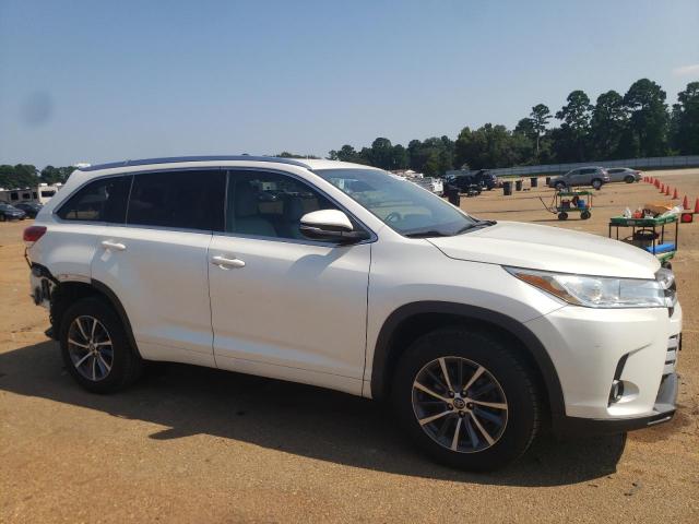 Photo 3 VIN: 5TDKZRFH9JS547878 - TOYOTA HIGHLANDER 