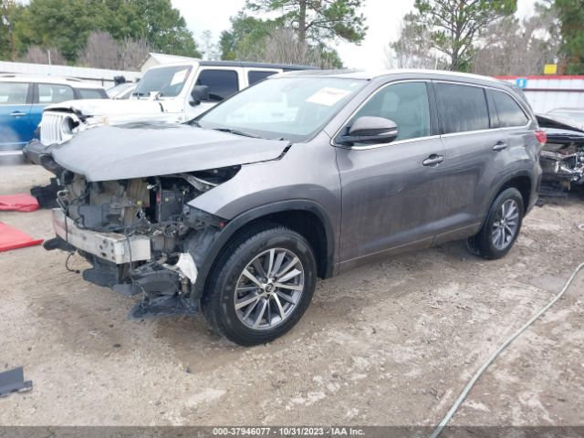 Photo 1 VIN: 5TDKZRFH9JS549551 - TOYOTA HIGHLANDER 