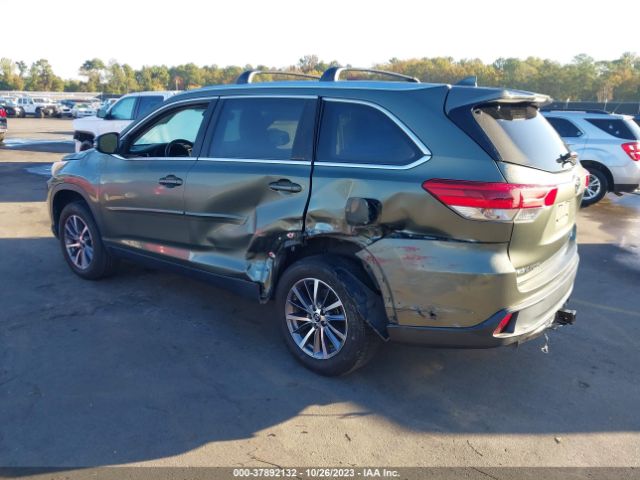 Photo 2 VIN: 5TDKZRFH9KS306033 - TOYOTA HIGHLANDER 