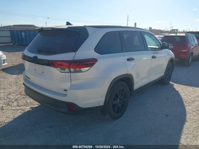 Photo 3 VIN: 5TDKZRFH9KS323155 - TOYOTA HIGHLANDER 