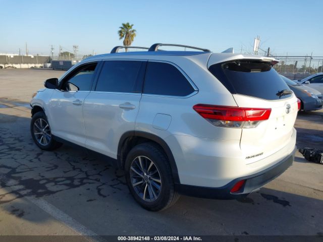 Photo 2 VIN: 5TDKZRFH9KS348217 - TOYOTA HIGHLANDER 