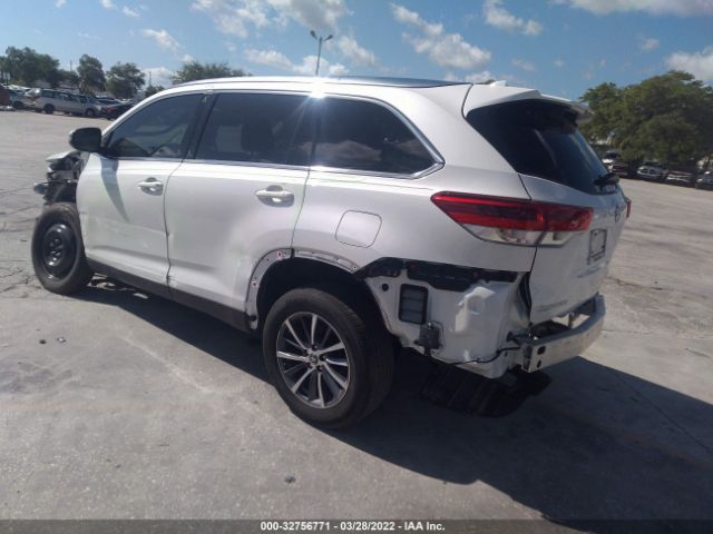 Photo 2 VIN: 5TDKZRFH9KS555643 - TOYOTA HIGHLANDER 