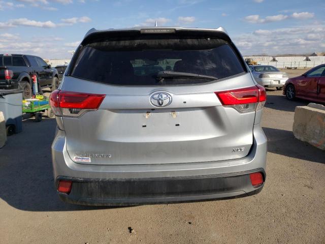 Photo 5 VIN: 5TDKZRFH9KS561412 - TOYOTA HIGHLANDER 