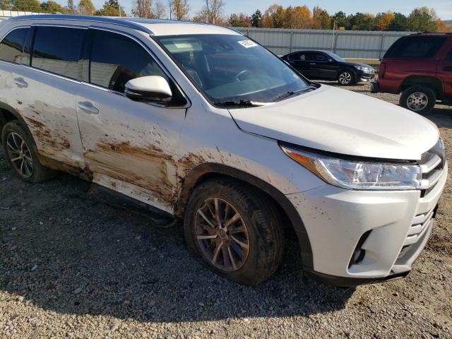 Photo 8 VIN: 5TDKZRFH9KS565721 - TOYOTA HIGHLANDER 