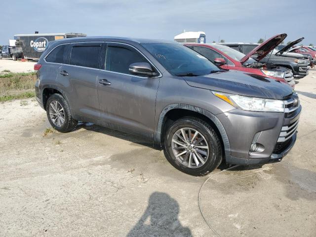 Photo 3 VIN: 5TDKZRFH9KS566111 - TOYOTA HIGHLANDER 