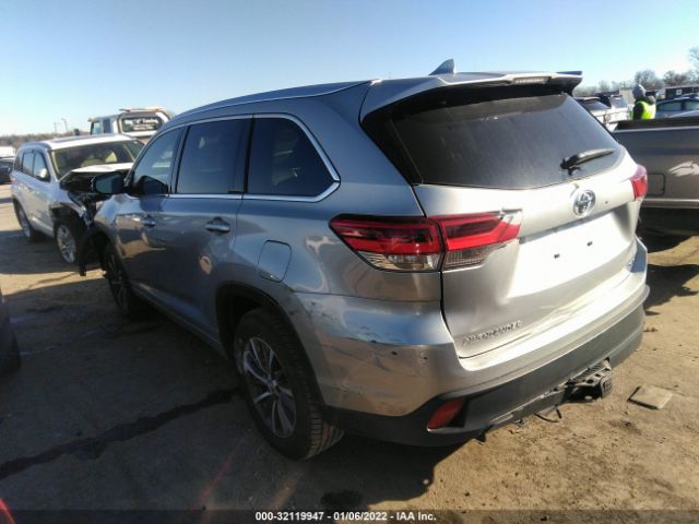 Photo 2 VIN: 5TDKZRFHXHS191449 - TOYOTA HIGHLANDER 