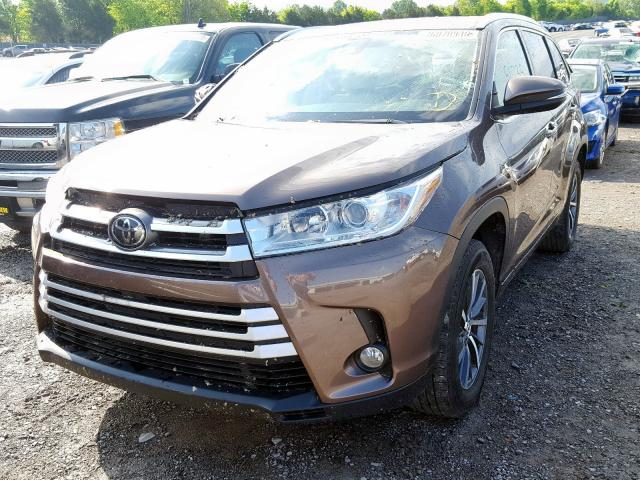 Photo 1 VIN: 5TDKZRFHXHS219685 - TOYOTA HIGHLANDER 