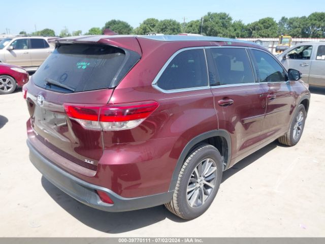 Photo 3 VIN: 5TDKZRFHXHS224367 - TOYOTA HIGHLANDER 