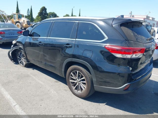 Photo 2 VIN: 5TDKZRFHXHS510140 - TOYOTA HIGHLANDER 