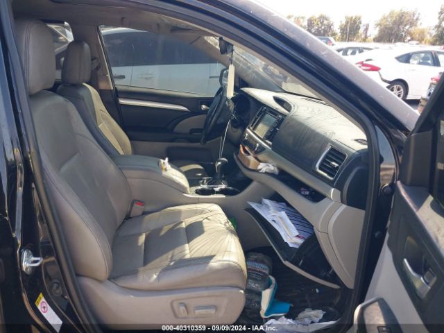 Photo 4 VIN: 5TDKZRFHXHS510140 - TOYOTA HIGHLANDER 