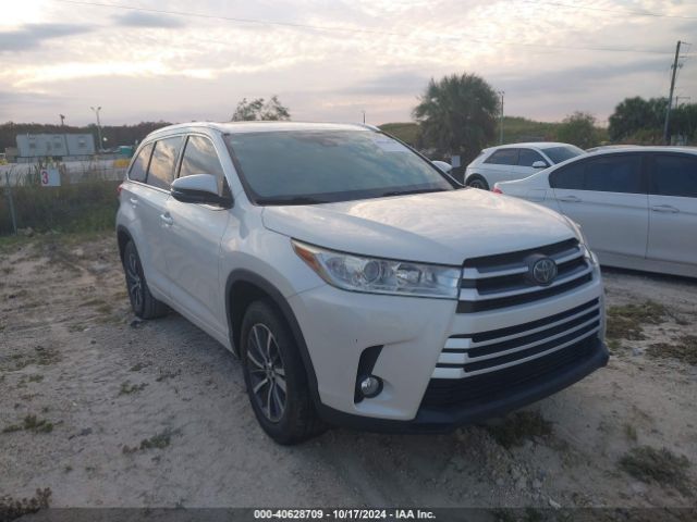 Photo 0 VIN: 5TDKZRFHXHS524913 - TOYOTA HIGHLANDER 