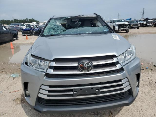 Photo 4 VIN: 5TDKZRFHXJS529650 - TOYOTA HIGHLANDER 