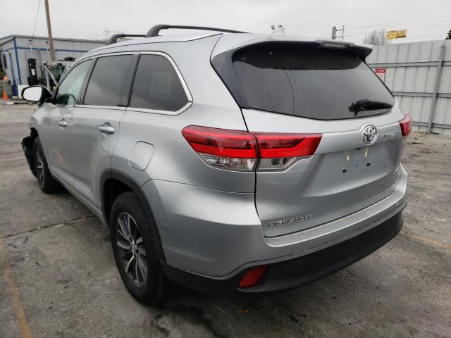 Photo 2 VIN: 5TDKZRFHXJS542723 - TOYOTA HIGHLANDER 