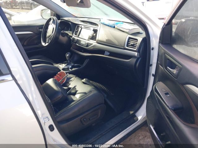 Photo 4 VIN: 5TDKZRFHXKS565694 - TOYOTA HIGHLANDER 