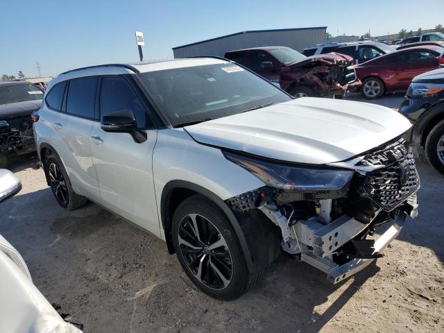 Photo 3 VIN: 5TDLZRAH4MS056988 - TOYOTA HIGHLANDER 