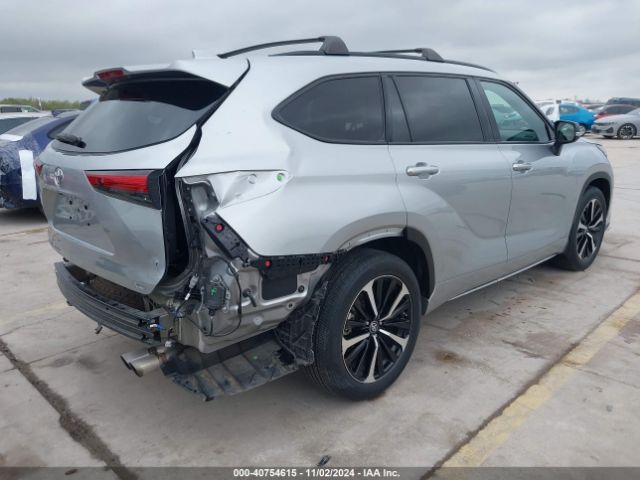 Photo 3 VIN: 5TDLZRAH5MS087411 - TOYOTA HIGHLANDER 