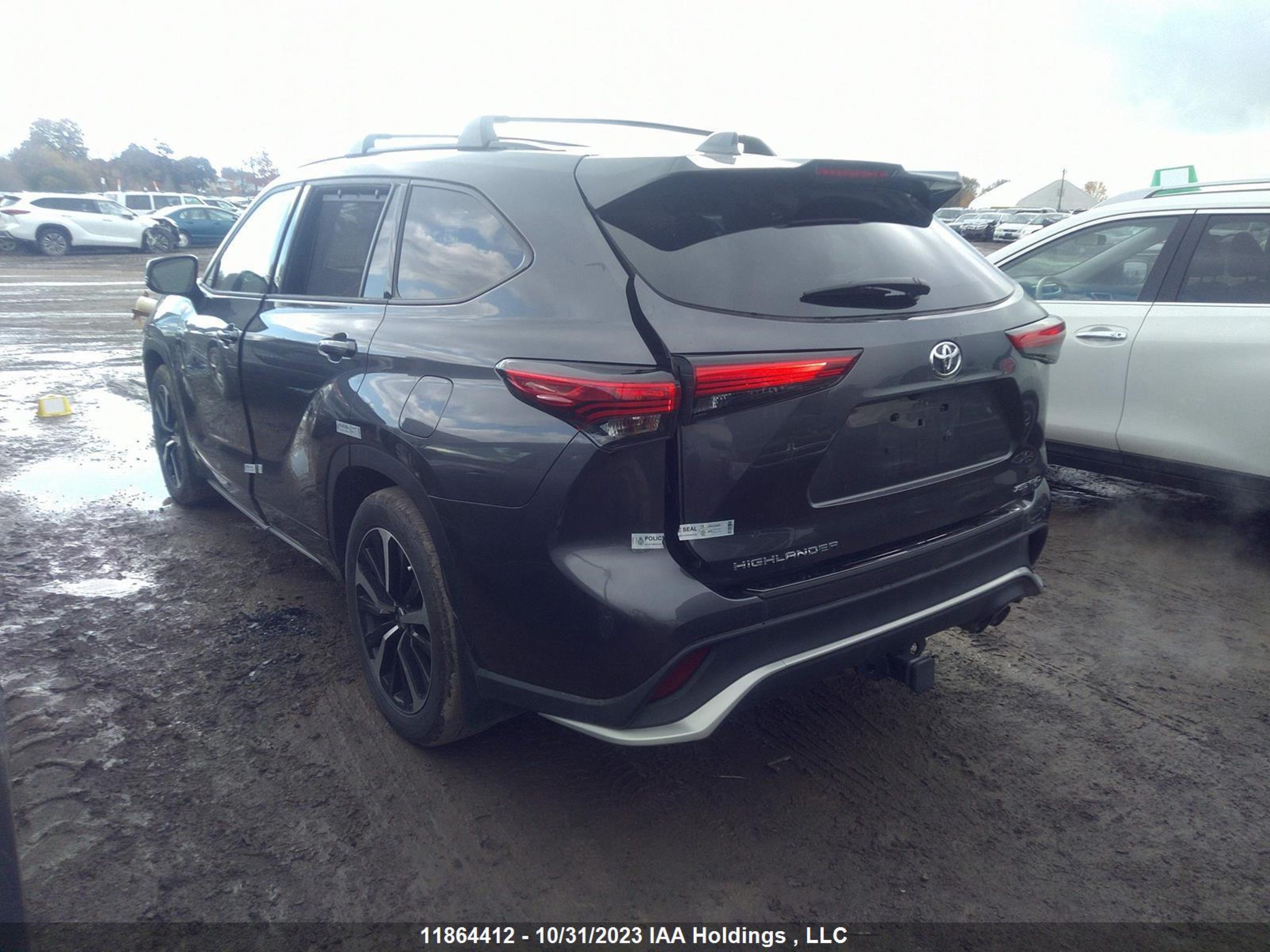 Photo 2 VIN: 5TDLZRBH1NS255075 - TOYOTA HIGHLANDER 