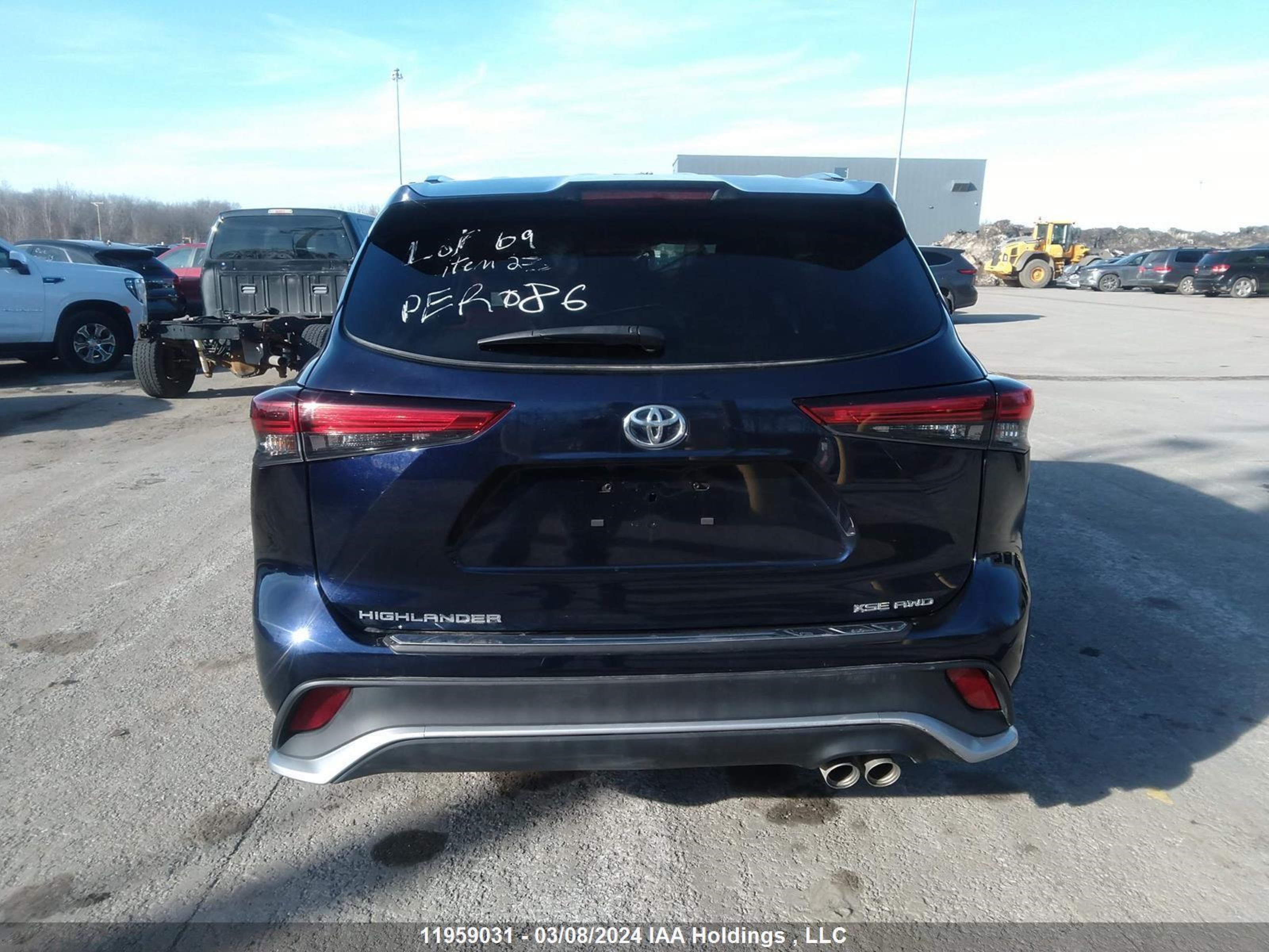 Photo 16 VIN: 5TDLZRBH4NS212821 - TOYOTA HIGHLANDER 