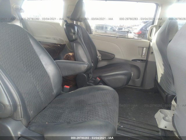 Photo 7 VIN: 5TDXK3DC0BS070225 - TOYOTA SIENNA 