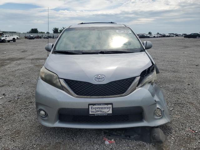 Photo 4 VIN: 5TDXK3DC0CS200358 - TOYOTA SIENNA SPO 