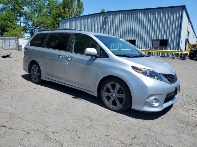 Photo 3 VIN: 5TDXK3DC0FS686853 - TOYOTA SIENNA 