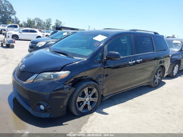 Photo 1 VIN: 5TDXK3DC0GS713647 - TOYOTA SIENNA 