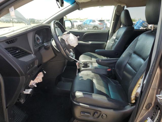 Photo 6 VIN: 5TDXK3DC0GS724180 - TOYOTA SIENNA 